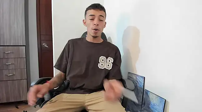 twink latino5 online show from 20, 3, 2025