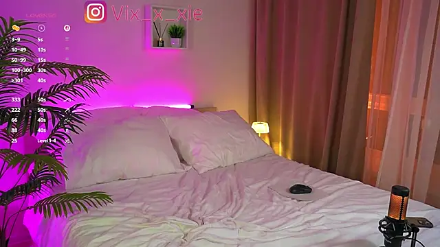 Snapshot of ViXXXiee chatting on 22, 10, 2025 ViXXXiee online show from 22, 10, 2025