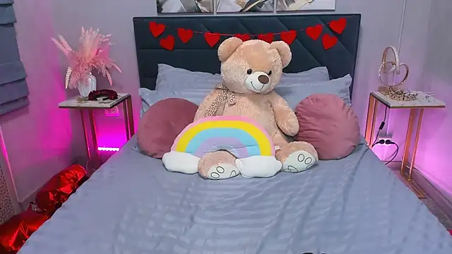 Snapshot of Curvy_Dynamite_ chatting on 27, 2, 2026 Curvy Dynamite online show from 27, 2, 2026