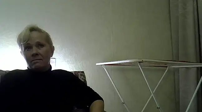 sakura blonde online show from 17, 12, 2024