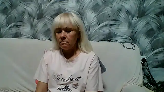 sakura blonde online show from 4, 10, 2025