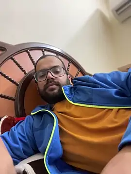 Arsh Loves Luv online show from 31, 12, 2024