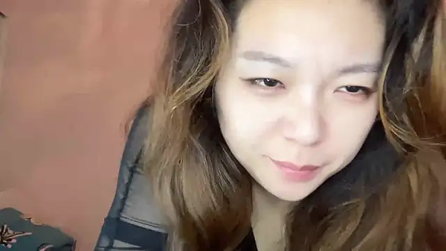 Snapshot of Z30966903S chatting on 11, 3, 2025 Z30966903S online show from 11, 3, 2025