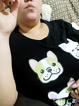 Paolaa hoot online show from 21, 10, 2025