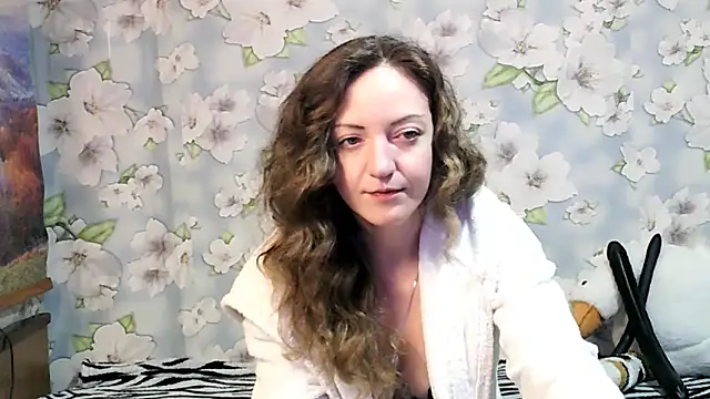 KattyLuuu online show from 3, 3, 2025