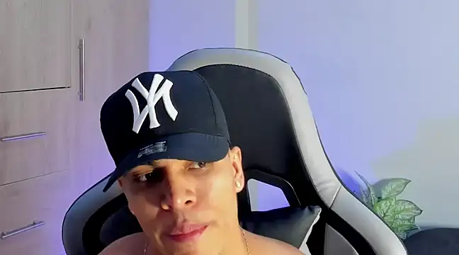 Romano kentt12 online show from 24, 12, 2024