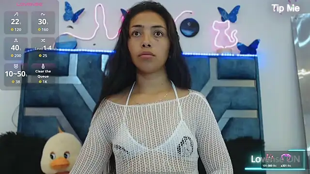 Roxan Fox- online show from 4, 10, 2025