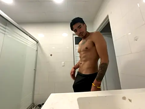 Snapshot of GIOOOO568 chatting on 3, 11, 2025 GIOOOO568 online show from 3, 11, 2025