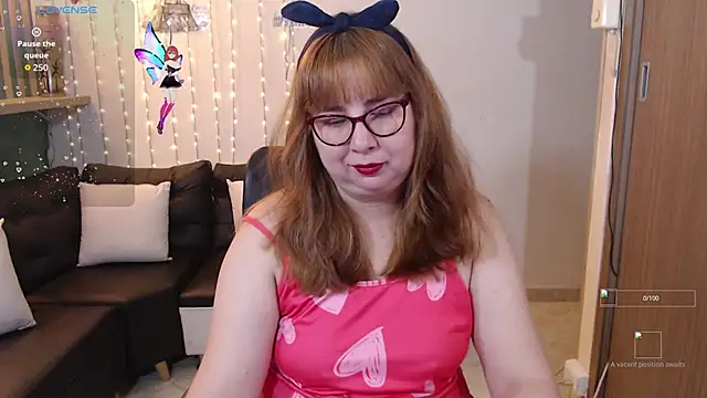 Snapshot of chloe_prg chatting on 24, 11, 2025 chloe prg online show from 24, 11, 2025