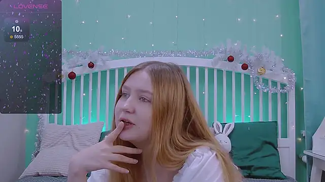 Snapshot of Ellie_Wellie chatting on 25, 12, 2024 Ellie Wellie online show from 25, 12, 2024