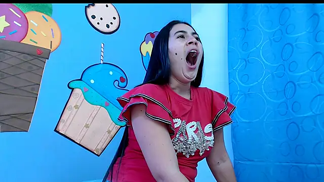 Snapshot of sweetfantacies18 chatting on 5, 3, 2025 sweetfantacies18 online show from 5, 3, 2025