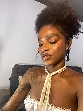 Zizi-campbel online show from 13, 3, 2025