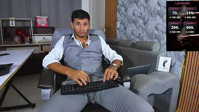 Hideintheoffice online show from 3, 2, 2026