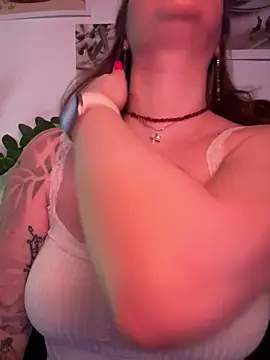 Snapshot of MayaMystic chatting on 3, 3, 2026 MayaMystic online show from 3, 3, 2026