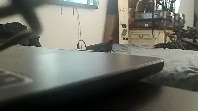 teek1234 1 online show from 18, 10, 2025