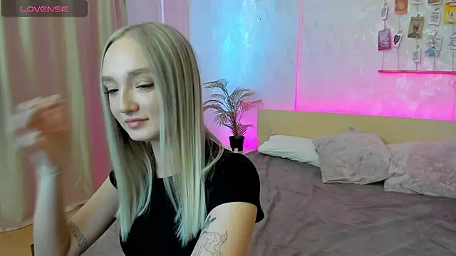 Snapshot of Cheryl__Brown chatting on 23, 2, 2025 Cheryl Brown online show from 23, 2, 2025