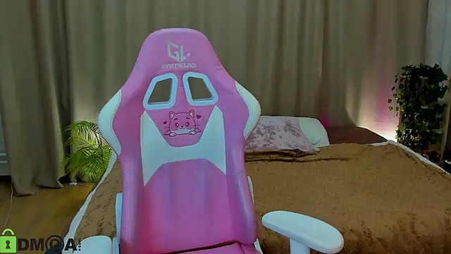 Snapshot of Cheryl__Brown chatting on 22, 9, 2025 Cheryl Brown online show from 22, 9, 2025