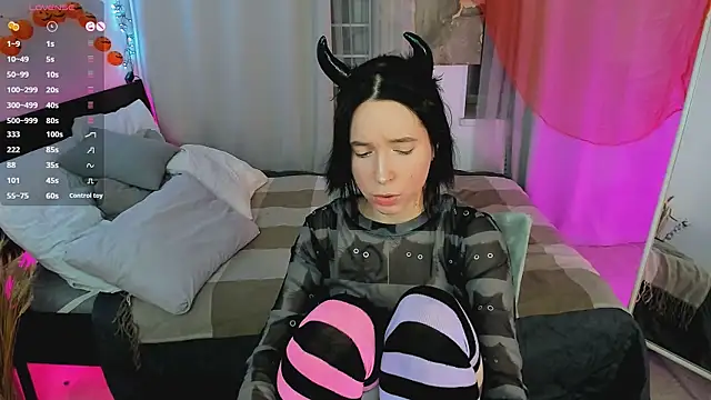 Snapshot of lilithlunna chatting on 24, 10, 2025 lilithlunna online show from 24, 10, 2025