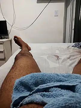 lucasquirao1234 online show from 16, 10, 2025