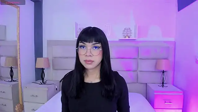 RoseCassie online show from 13, 2, 2025