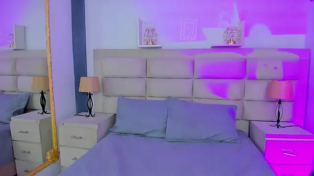 RoseCassie online show from 14, 3, 2025