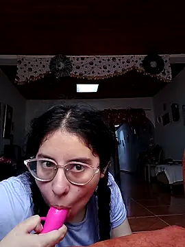 valentina568 online show from 12, 10, 2025