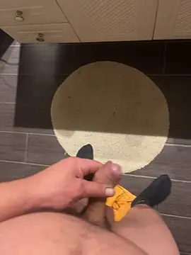 Pichonbendo online show from 23, 11, 2025