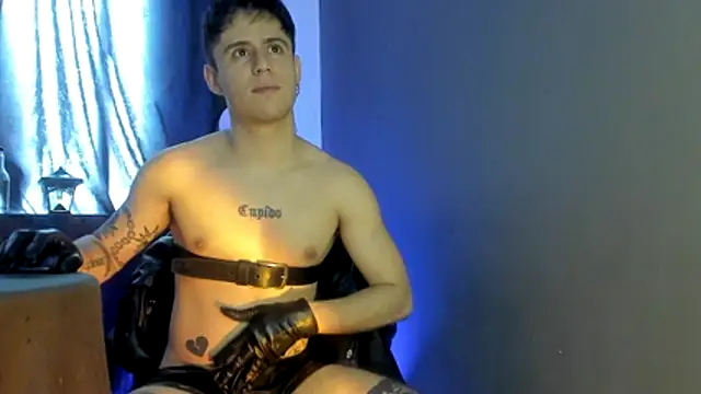 Snapshot of Antonello_Vannucci chatting on 12, 11, 2025 Antonello Vannucci online show from 12, 11, 2025