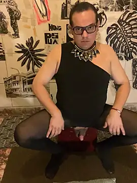 Snapshot of NikkelSofia chatting on 10, 2, 2025 NikkelSofia online show from 10, 2, 2025