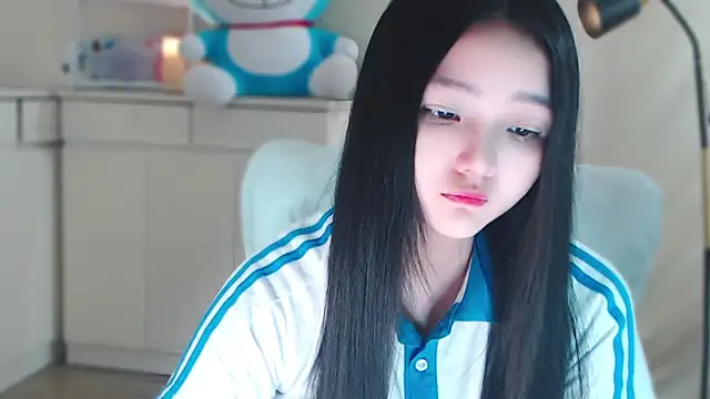 xiao-xiao-D online show from 5, 1, 2025