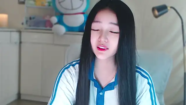 xiao-xiao-D online show from 7, 1, 2025