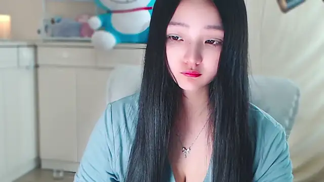 xiao-xiao-D online show from 8, 1, 2025