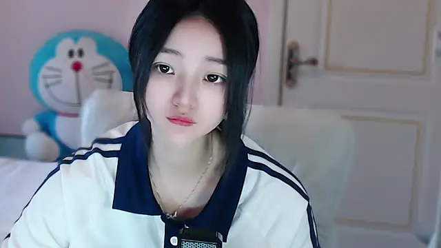 xiao-xiao-D online show from 8, 3, 2025