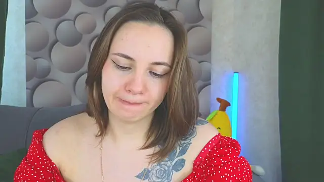 Cute smile sharon online show from 23, 2, 2025