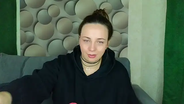 Cute smile sharon online show from 1, 11, 2025