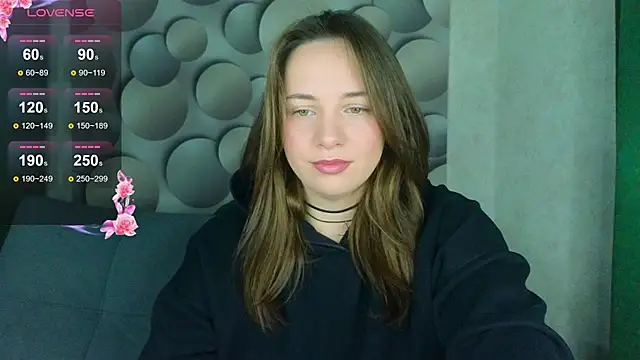 Cute smile sharon online show from 21, 11, 2025