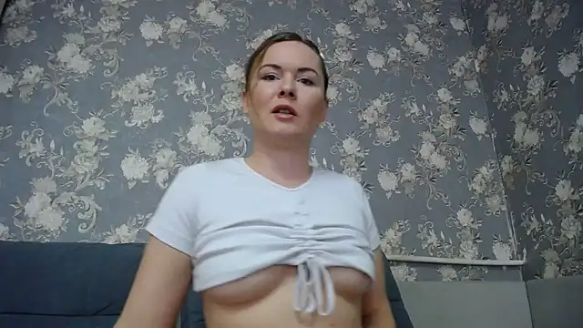  Miss Vanilla  online show from 11, 3, 2025