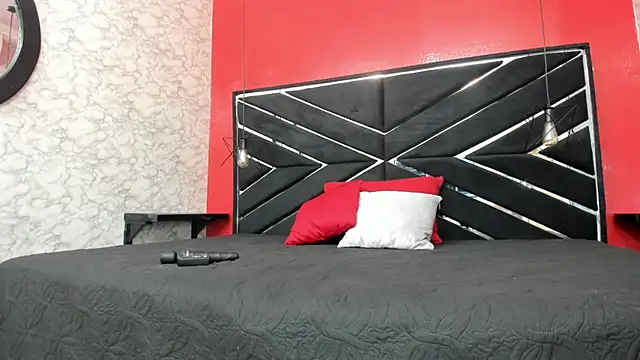 SEXY HOTTIE   online show from 11, 1, 2025