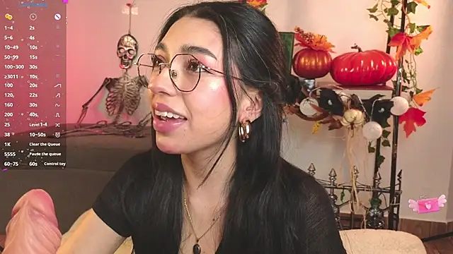 Snapshot of Sweet_Nyx chatting on 30, 10, 2025 Sweet Nyx online show from 30, 10, 2025