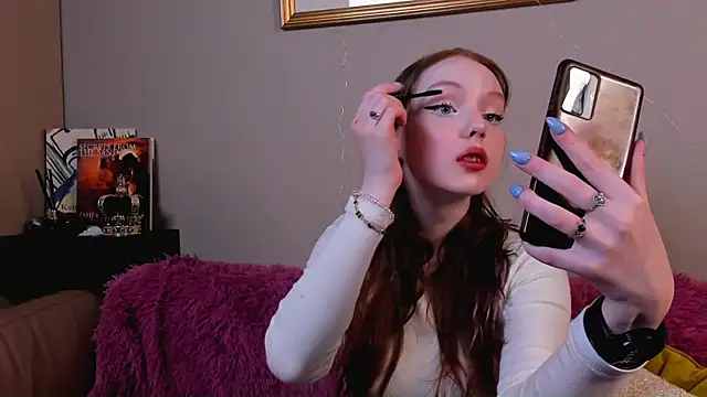 Snapshot of EIviaForland chatting on 24, 12, 2024 EIviaForland online show from 24, 12, 2024