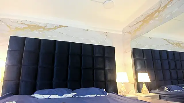 loladupont online show from 13, 3, 2026