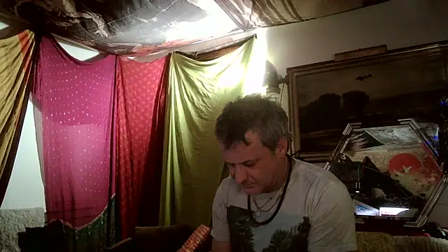 SilverandFox online show from 21, 3, 2025