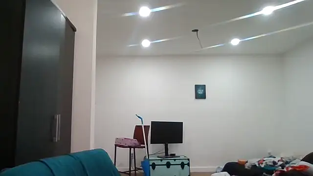 Snapshot of Kbaby337 chatting on 17, 12, 2025 Kbaby337 online show from 17, 12, 2025