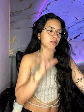 Snapshot of Rosita_forever_ chatting on 13, 10, 2025 Rosita forever online show from 13, 10, 2025