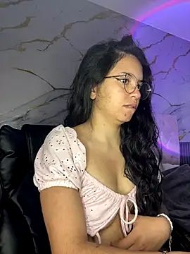 Snapshot of Rosita_forever_ chatting on 14, 10, 2025 Rosita forever online show from 14, 10, 2025