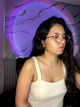 Snapshot of Rosita_forever_ chatting on 18, 10, 2025 Rosita forever online show from 18, 10, 2025