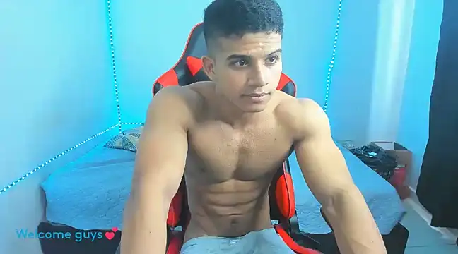 Snapshot of oliver_thompsson7 chatting on 8, 2, 2025 oliver thompsson7 online show from 8, 2, 2025