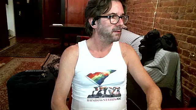 Johnny Bottoms online show from 10, 1, 2026