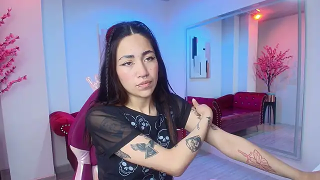 Leia queens online show from 7, 1, 2025