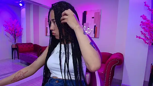 Leia queens online show from 15, 1, 2025